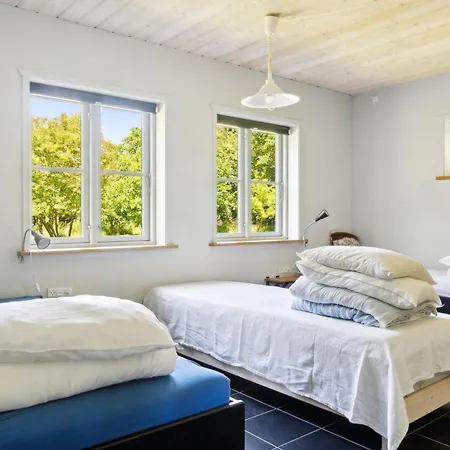 Bright House Near Sea And Outdoor Living Feriehus