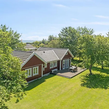 Bright House Near Sea And Outdoor Living Feriehus